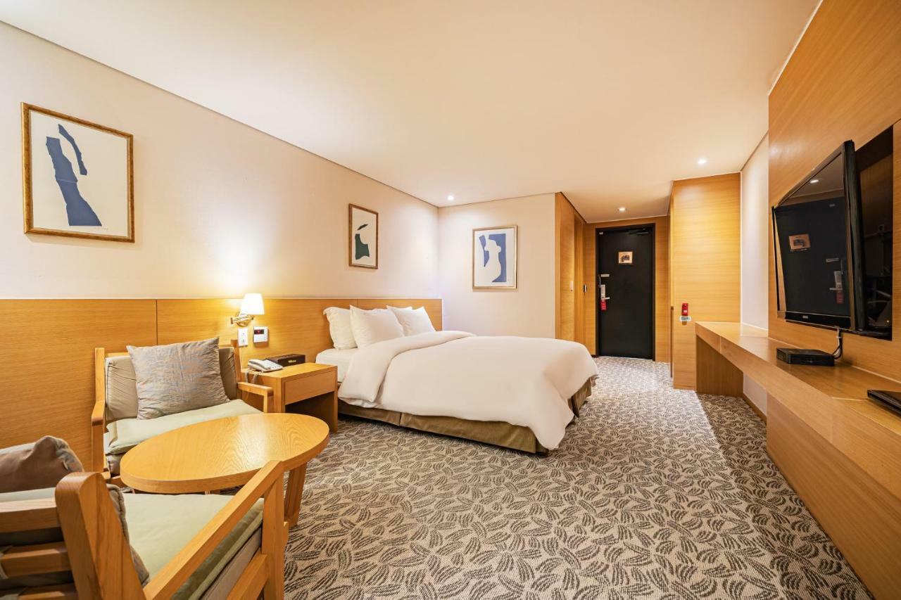 Benikea Hotel Bizinn Wonju Exterior photo